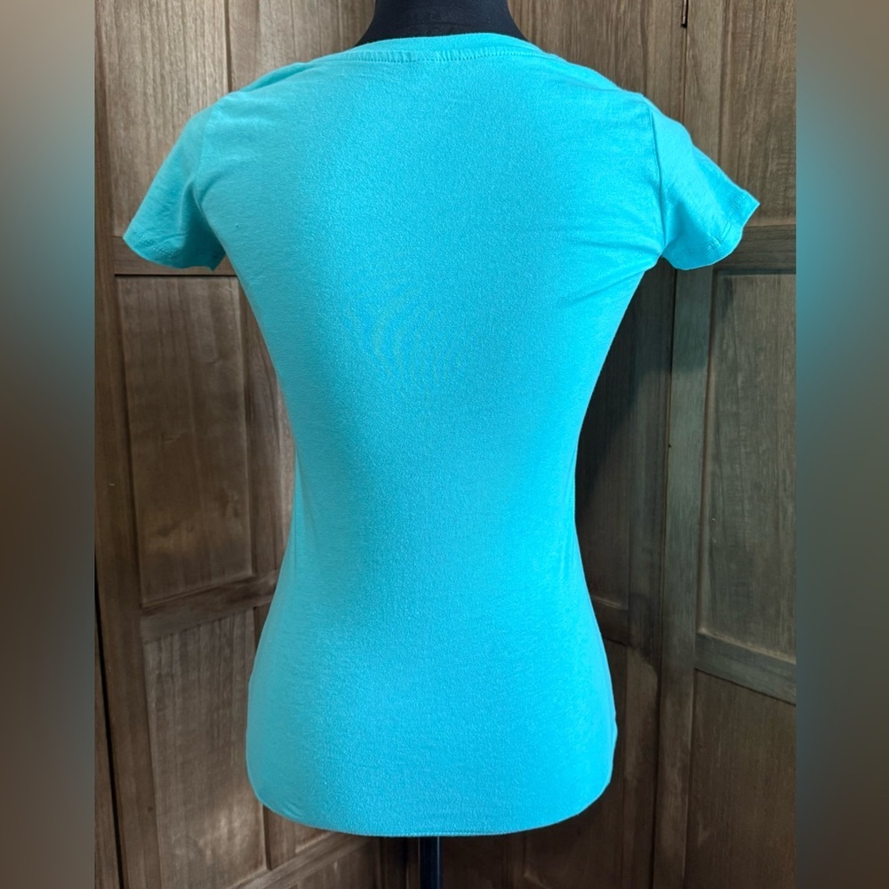 Hard Rock Cafe Rock N Roll Cayman Islands Turquoise V-Neck Tee - Picture 2 of 3